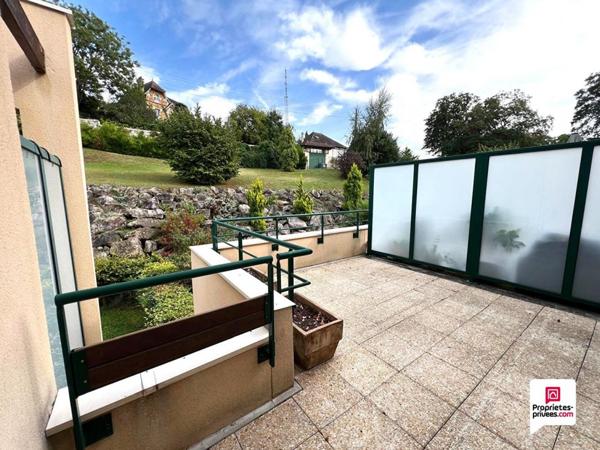 78250 MEULAN-EN-YVELINES, Appartement duplex 3 pièce(s) 61.91 m2, box et stationnement