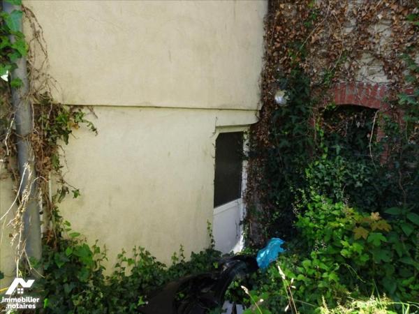 Immeuble à usage de commerce et habitation