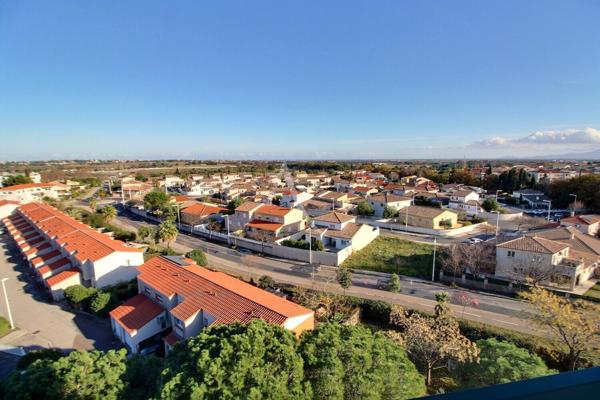 VERTEFEUILLE APPARTEMENT DE 110 M² VU IMPRENABLE AVEC BALCON ET CAVE