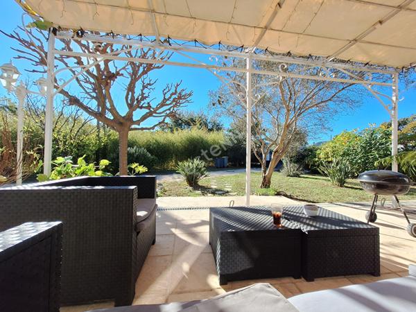 HYERES - Maison récente T4 - Plain-pied - 100m² - Parkings