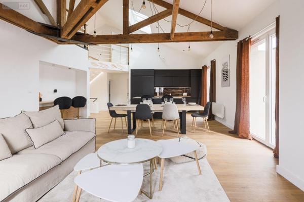 Appartement à vendre à Bordeaux en Gironde (33300), ref : 33145/APPT/1879   
Ravesies