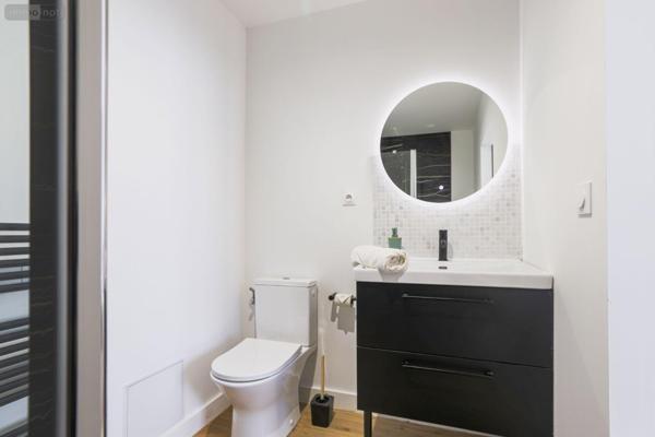 Appartement à vendre à Bordeaux en Gironde (33300), ref : 33145/APPT/1879   
Ravesies