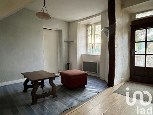 Maison de village 3 pièces de 51 m² à Lagraulière (19700)