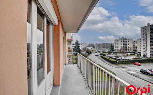 Appartement à vendre    3 pièces •  Bourgoin-Jallieu