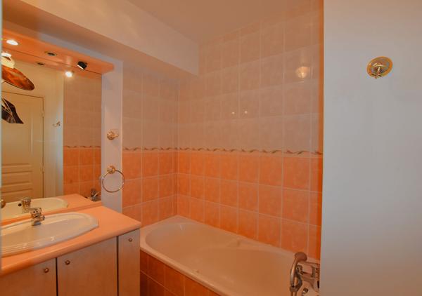 COMBS LA VILLE : appartement T3 (85 m²) à vendre