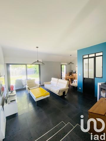 House for sale 5 rooms 100 m² Sains-en-Amiénois