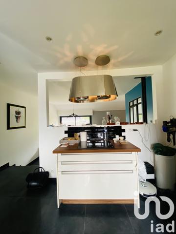 House for sale 5 rooms 100 m² Sains-en-Amiénois