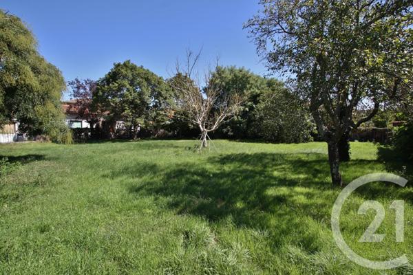Terrain à vendre  932 m2 MURET - 31