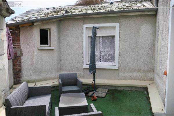 Immeuble à vendre à Bourges dans le Cher (18000), ref : 18005-1555