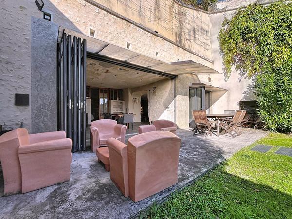 5 minutes d'Amboise, Pocé sur Cisse, achat habitation troglodytique de charme, 130 m² 2 chambres