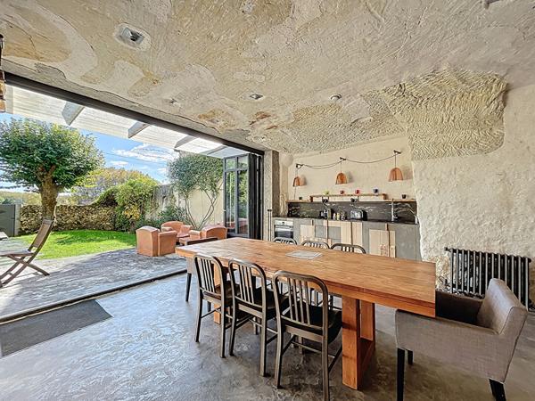 5 minutes d'Amboise, Pocé sur Cisse, achat habitation troglodytique de charme, 130 m² 2 chambres