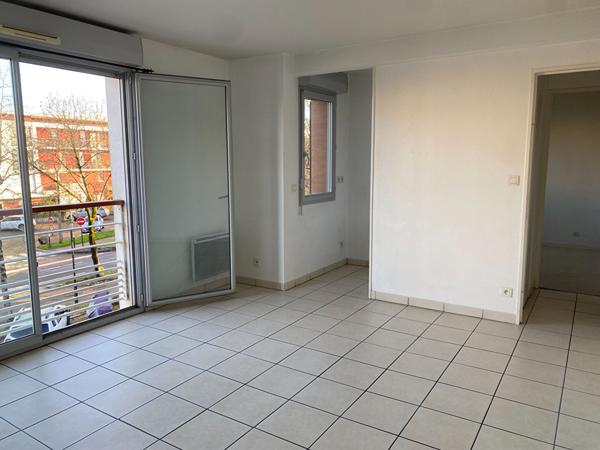 Location appartement Saint Herblain : 500 € - AJP Immobilier Saint Herblain