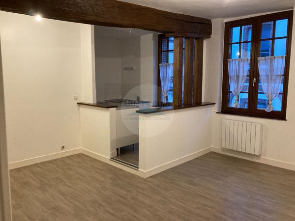 Proche centre ville de Verneuil -  Appartement T2 35m²