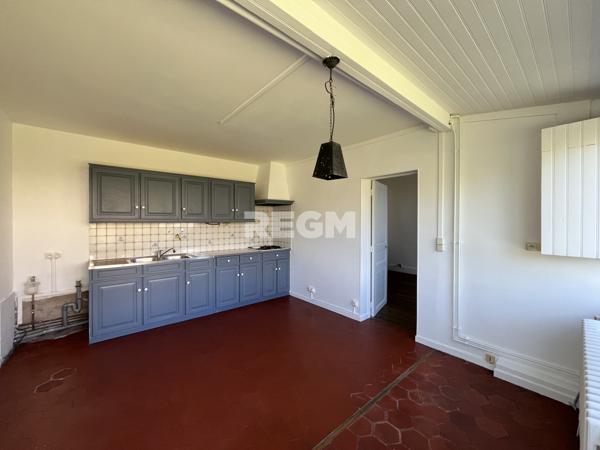 Le Malesherbois (45330) Maison ancienne en pierres de meulières