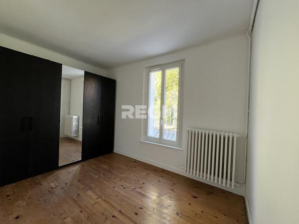 Le Malesherbois (45330) Maison ancienne en pierres de meulières