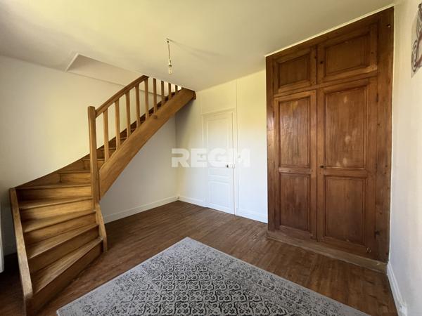 Le Malesherbois (45330) Maison ancienne en pierres de meulières