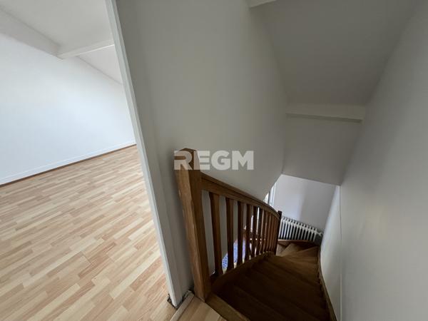 Le Malesherbois (45330) Maison ancienne en pierres de meulières