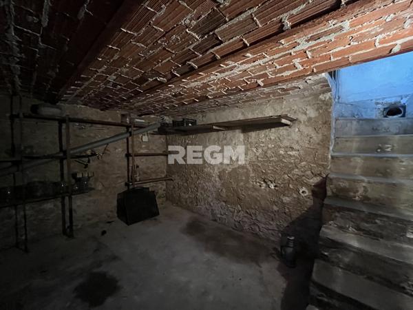 Le Malesherbois (45330) Maison ancienne en pierres de meulières