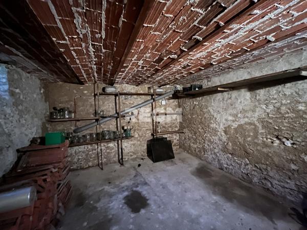 Le Malesherbois (45330) Maison ancienne en pierres de meulières