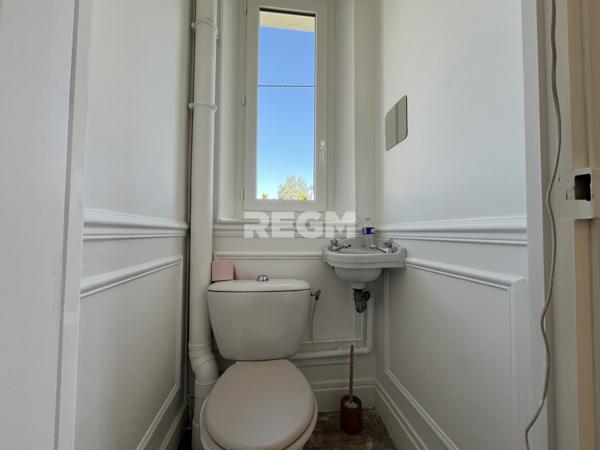 Le Malesherbois (45330) Maison ancienne en pierres de meulières