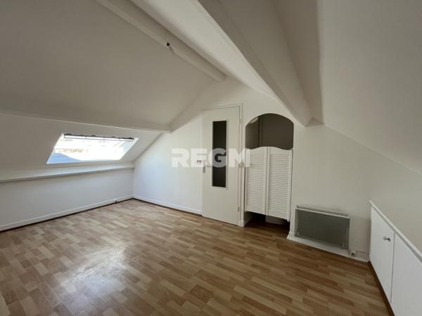 Le Malesherbois (45330) Maison ancienne en pierres de meulières