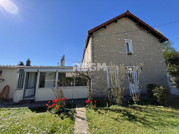 Le Malesherbois (45330) Maison ancienne en pierres de meulières