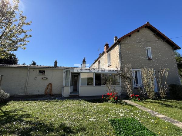 Le Malesherbois (45330) Maison ancienne en pierres de meulières