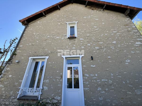 Le Malesherbois (45330) Maison ancienne en pierres de meulières