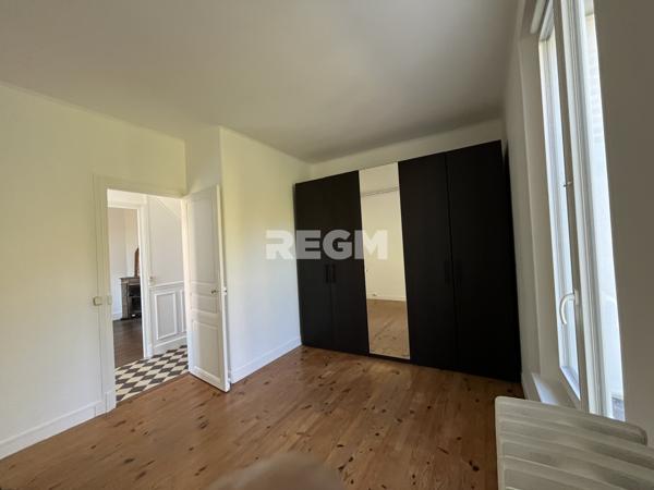 Le Malesherbois (45330) Maison ancienne en pierres de meulières