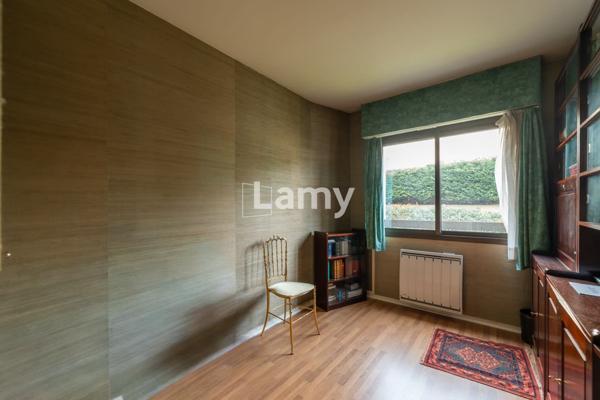 Appartement + cave + parking + garage