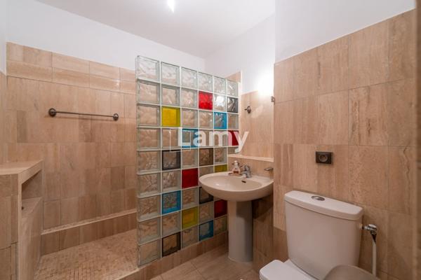 Appartement + cave + parking + garage