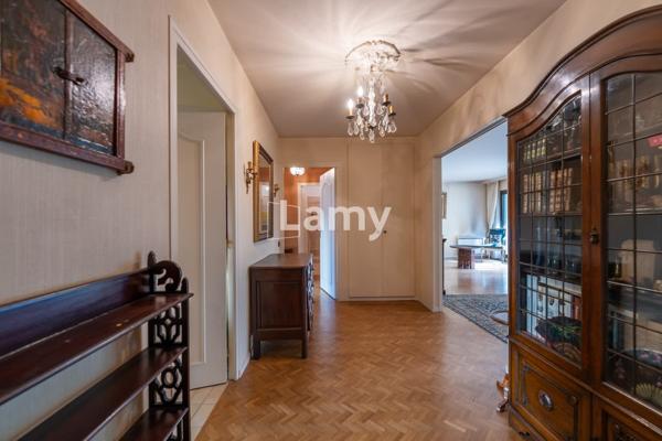 Appartement + cave + parking + garage