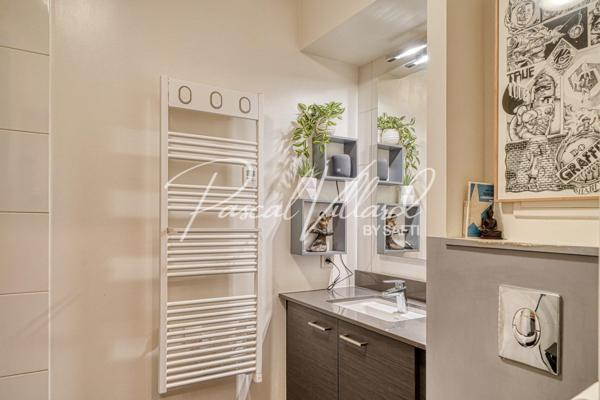 A VENDRE STUDIO DANS LE QUARTIER RIVES DE SEINE A BOULOGNE BILLANCOURT