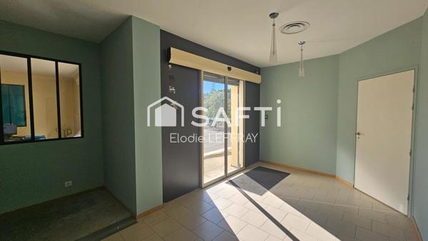A vendre Bâtiment d'activité de 820m² mixte avec Loft de 200m² - Opportunité rare