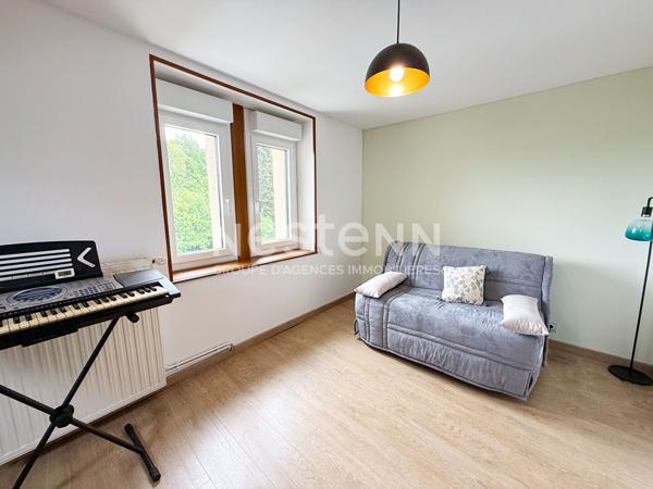 - Saint Sulpice Laurière - Maison 5 pièces avec terrasse et piscine couvertes - jardin - terrain constructible de 525 m2