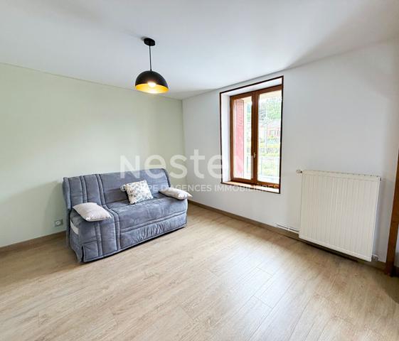 - Saint Sulpice Laurière - Maison 5 pièces avec terrasse et piscine couvertes - jardin - terrain constructible de 525 m2