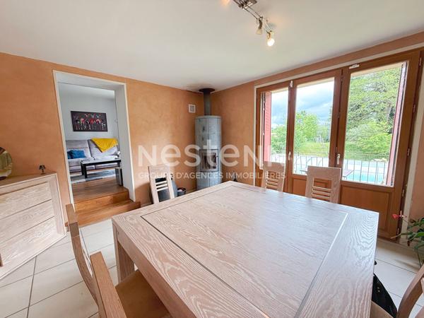 - Saint Sulpice Laurière - Maison 5 pièces avec terrasse et piscine couvertes - jardin - terrain constructible de 525 m2