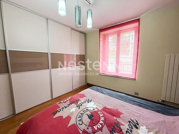 - Saint Sulpice Laurière - Maison 5 pièces avec terrasse et piscine couvertes - jardin - terrain constructible de 525 m2
