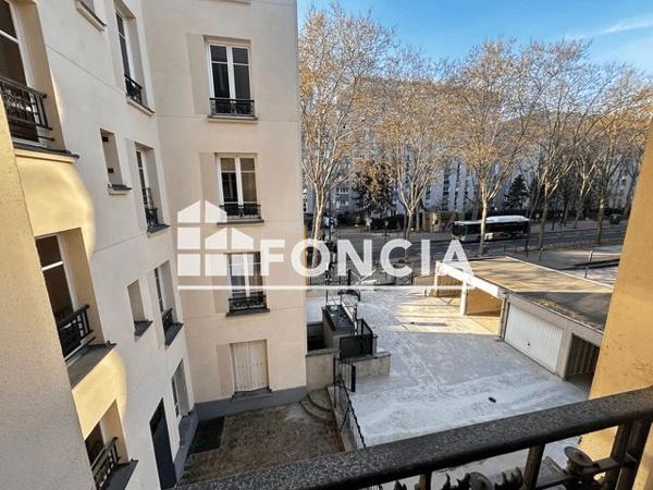 Location Appartement 2 pièces 38.35 m² - 5 RUE VICTOR HUGO Issy Les Moulineaux 92130