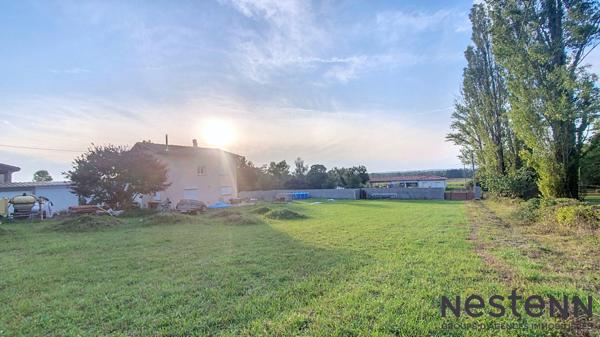 A Vendre Terrain de plus de 1200 m2 secteur Cazeres au Calme Environnement Campagne