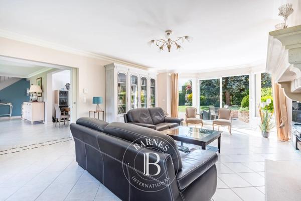 Villennes-sur-Seine, Maison 5 Chambres -  180 m² à vendre
