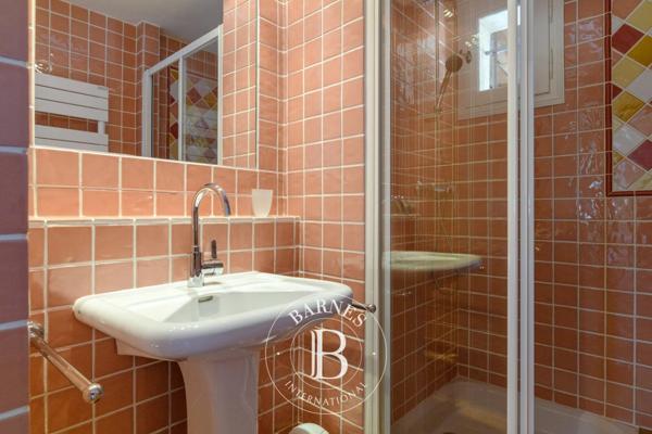Saint-Cyr-sur-Mer, Maison 2 Chambres -  99 m² à vendre