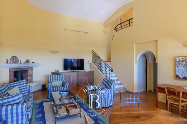 Saint-Cyr-sur-Mer, Maison 2 Chambres -  99 m² à vendre