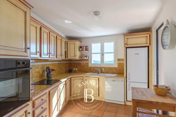Saint-Cyr-sur-Mer, Maison 2 Chambres -  99 m² à vendre