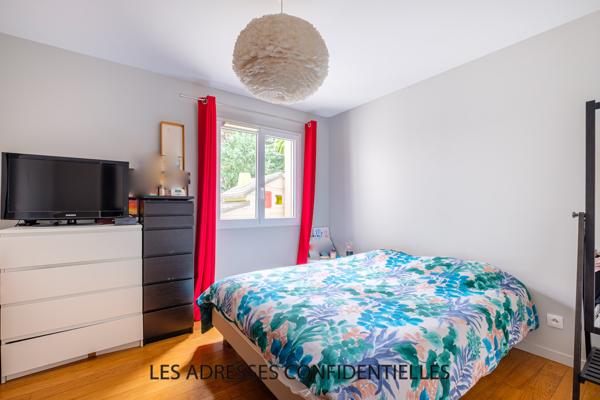 LIMONEST - MAISON FAMILIALE DE PLAIN PIED 128 m² - TERRAIN DE 809 m² - GARAGE