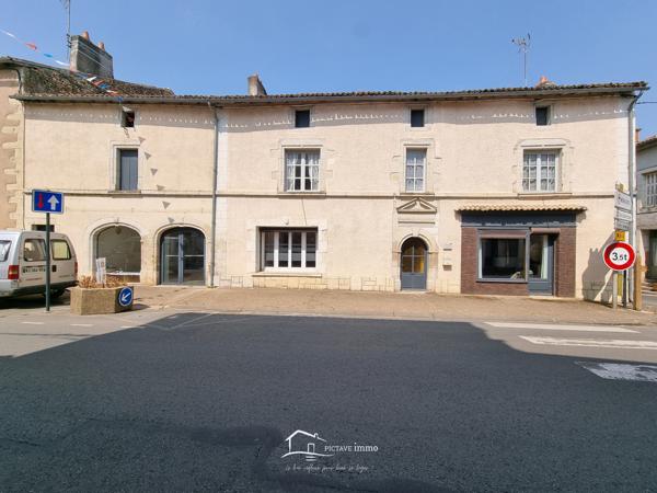 MAISON 4 CHAMBRES Sanxay (86600)