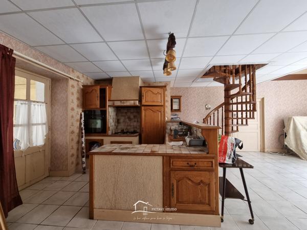 MAISON 4 CHAMBRES Sanxay (86600)