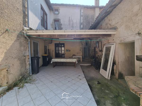 MAISON 4 CHAMBRES Sanxay (86600)