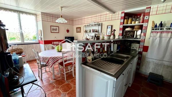 Ferme rénové 170 m2 avec piscine et jardin et vu dégagée.