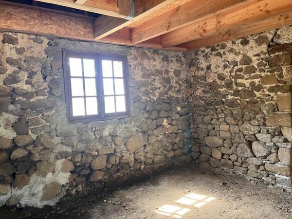 Grange à vendre |  Beaulieu-sur-Dordogne |  1 pièce | 20 m²